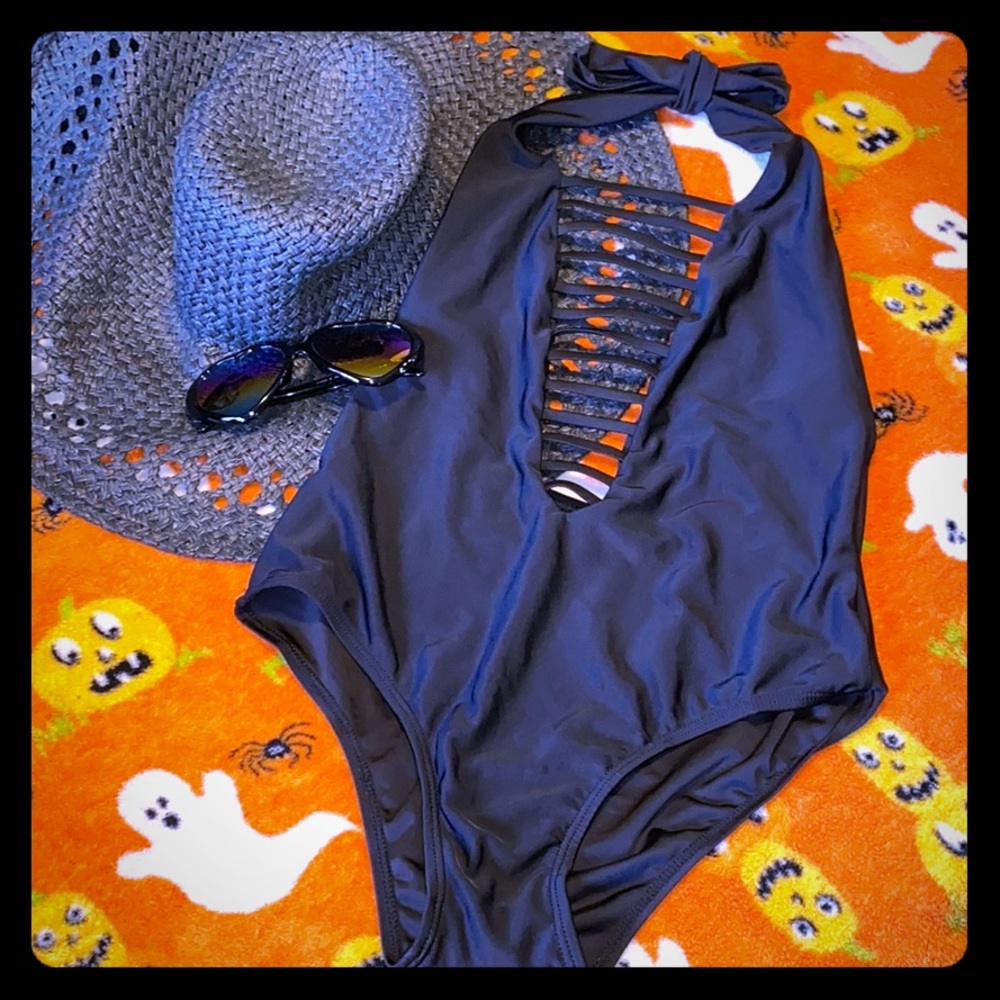 One piece swimsuit